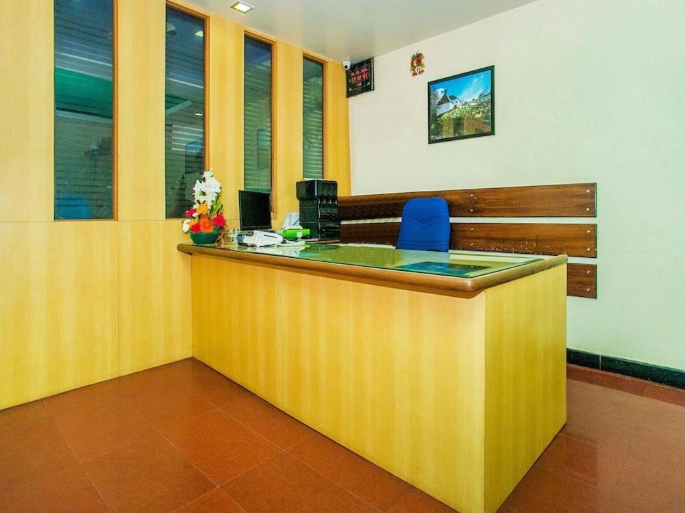 hotelpearlinn Bangalore Buitenkant foto