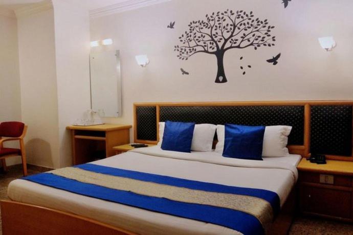 hotelpearlinn Bangalore Buitenkant foto