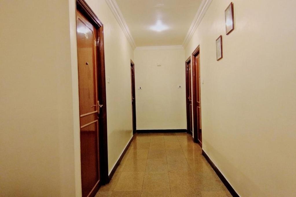 hotelpearlinn Bangalore Buitenkant foto